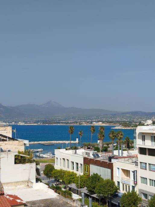 Vicky'S Central Apartment Corinth Exterior foto
